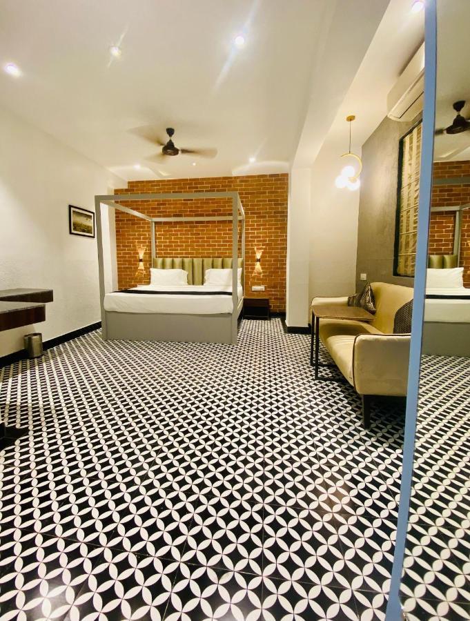 Itsy Hotels Banana Boutique バラナシ エクステリア 写真