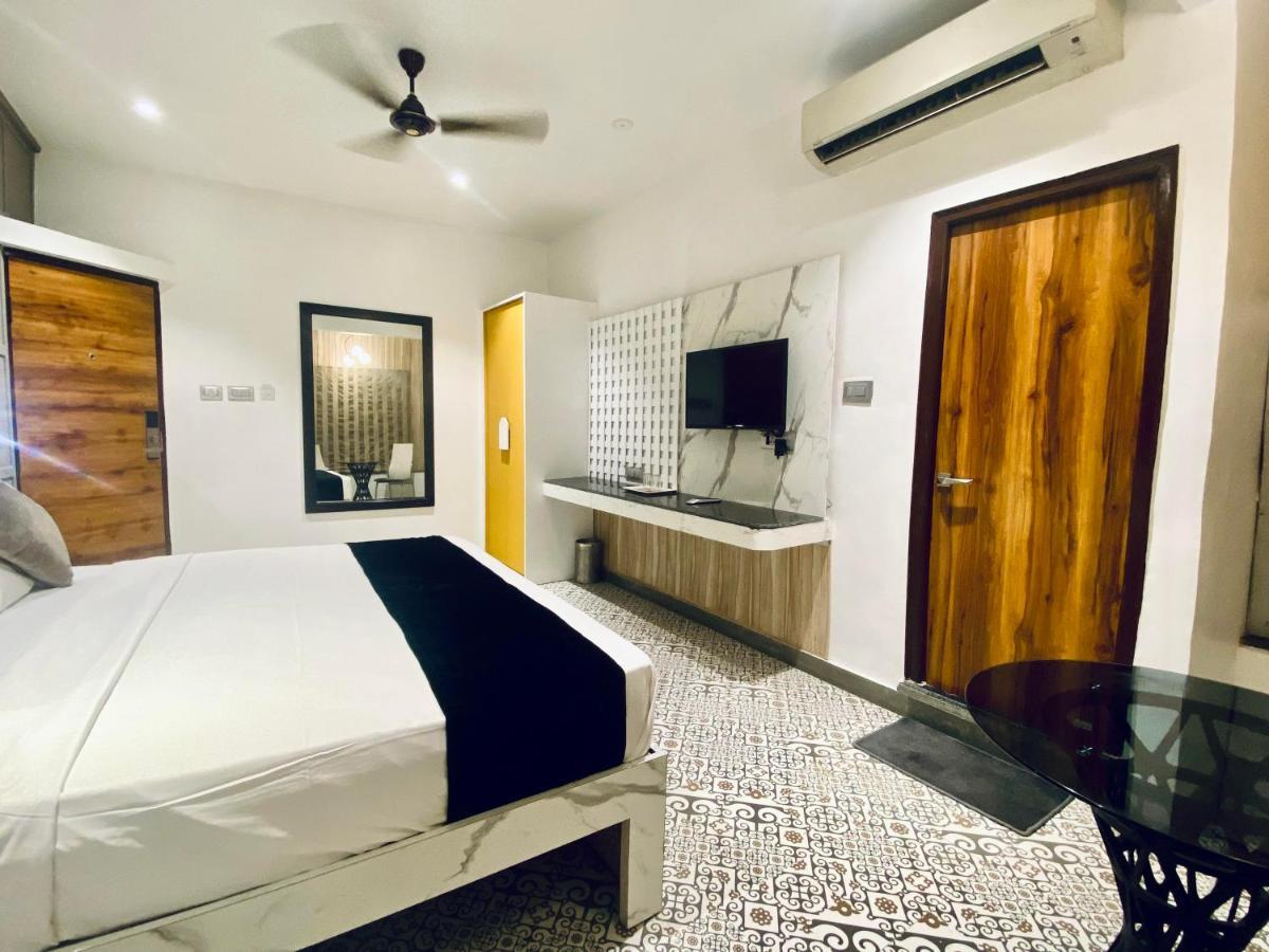 Itsy Hotels Banana Boutique バラナシ エクステリア 写真
