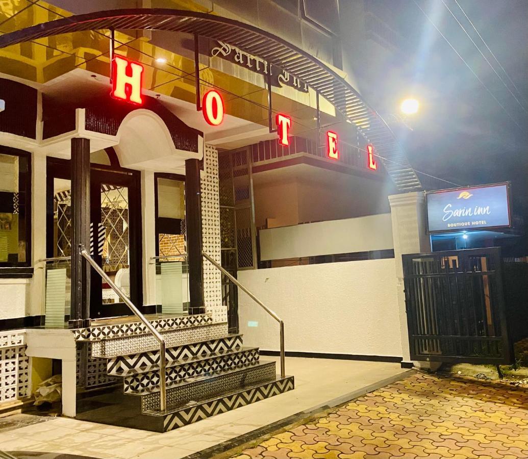 Itsy Hotels Banana Boutique バラナシ エクステリア 写真